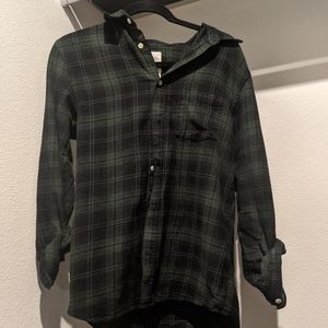 H&M green and black plaid shirt